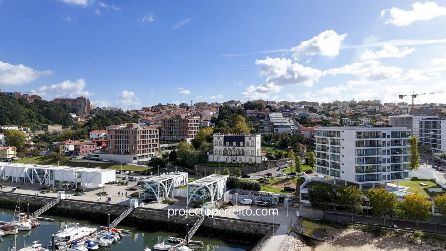 Moradia T2 para Venda em Santa Marinha e São Pedro da Afurada Foto 16