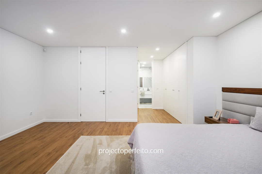 Moradia T3 para Venda em Canelas Foto 14