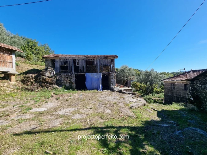 Quinta T0 para Venda em Arnoia Foto 11