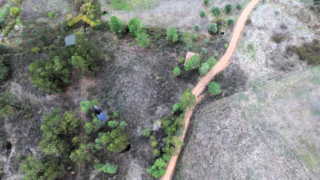 Quinta T0 para Venda em Freixial e Juncal do Campo Foto 20