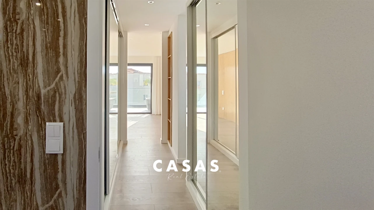 Apartamento T3 para Venda em Caniço Foto 39