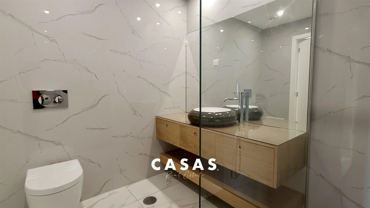 Apartamento T3 para Venda em Caniço Foto 27