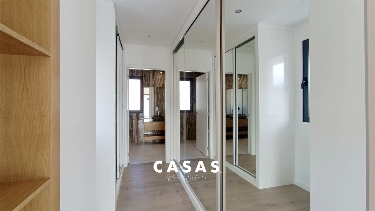 Apartamento T3 para Venda em Caniço Foto 35