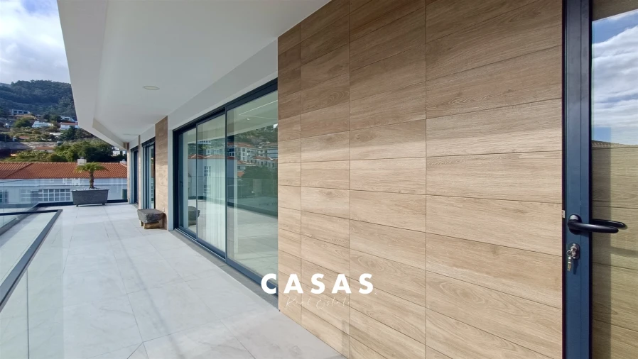 Apartamento T3 para Venda em Caniço Foto 3