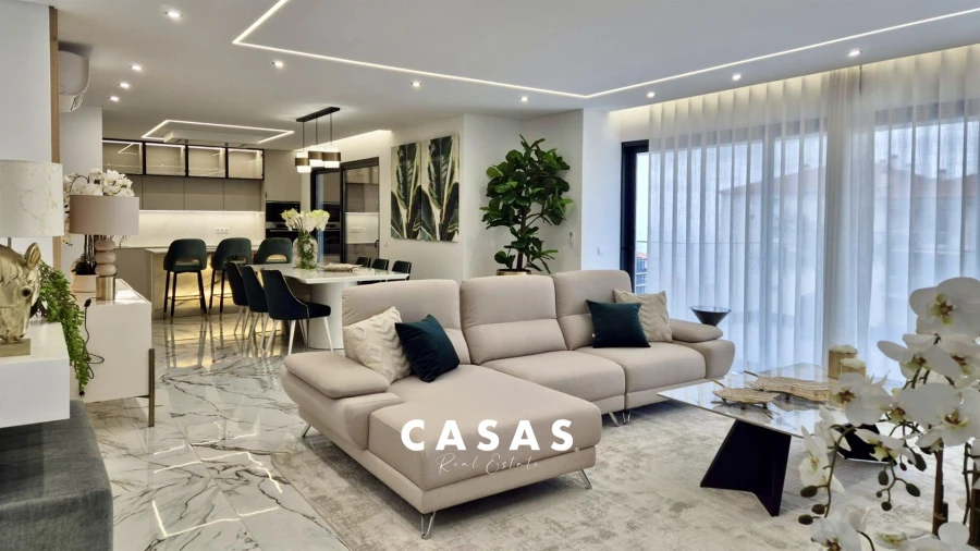 Apartamento T3 para Venda em Caniço Foto 3