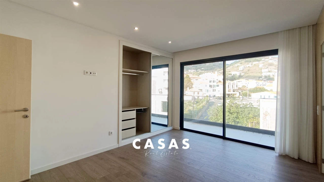 Apartamento T3 para Venda em Caniço Foto 22