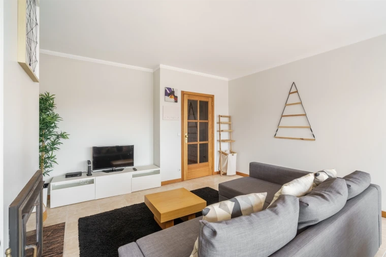 Apartamento T2 para Arrendamento férias em Apúlia e Fão Foto 16