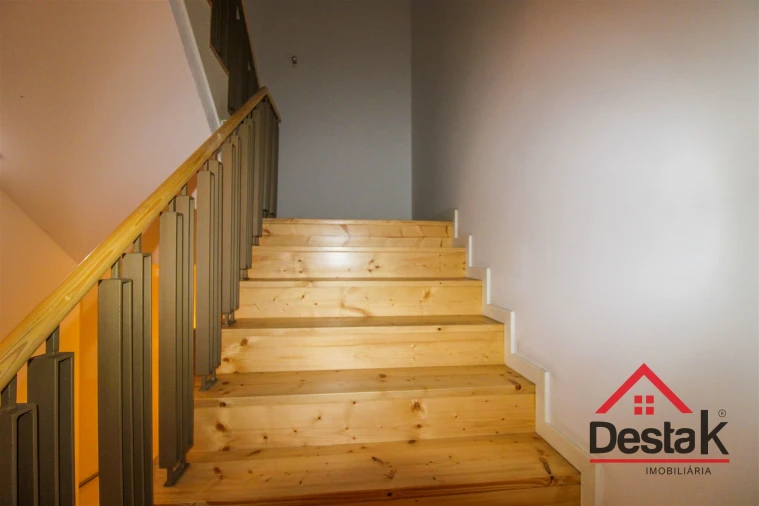 Apartamento T3 para Venda em Viseu Foto 12