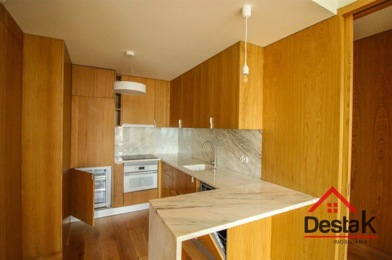 Apartamento T3 para Venda em Viseu Foto 3