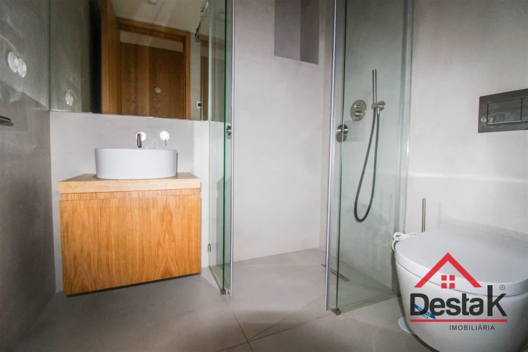 Apartamento T3 para Venda em Viseu Foto 11