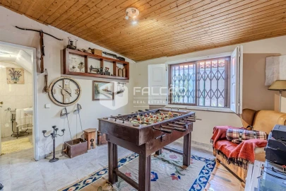 Moradia T5 para Venda em Marvila, Ribeira Santarém, São Salvador, São Nicolau