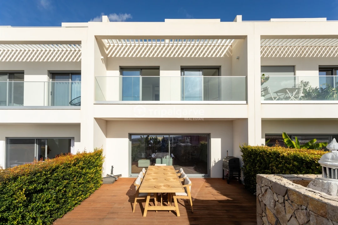 Moradia T3 para Venda em Guia Foto 8