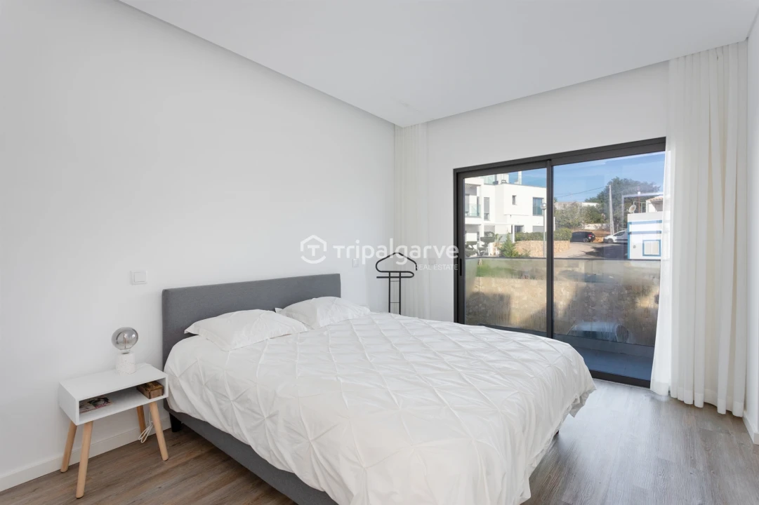 Moradia T3 para Venda em Guia Foto 22