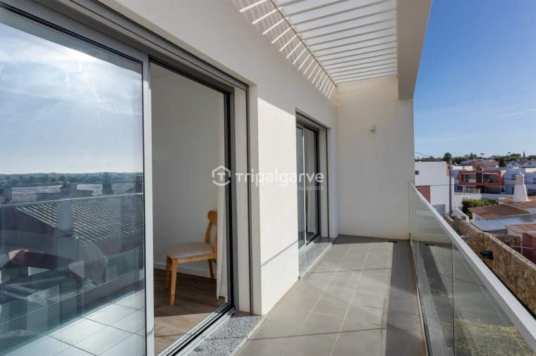 Moradia T3 para Venda em Guia Foto 21