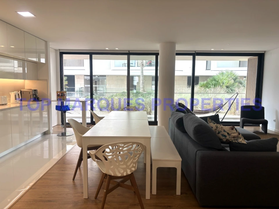 Apartamento T4 para Venda em Olhão Foto 2