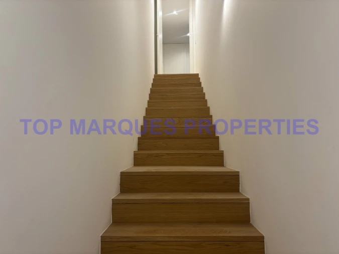 Apartamento T4 para Venda em Olhão Foto 31