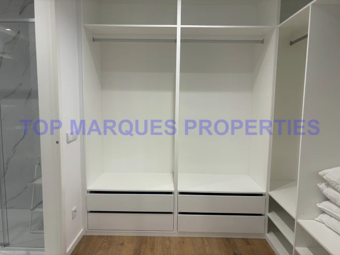 Apartamento T4 para Venda em Olhão Foto 29