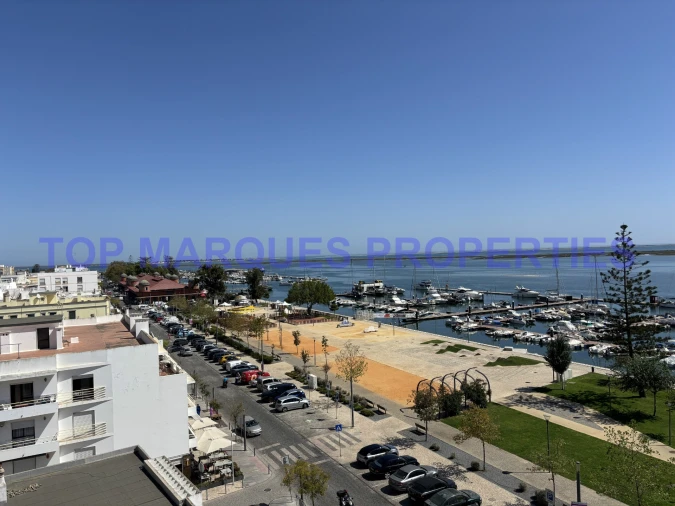 Apartamento T4 para Venda em Olhão Foto 17