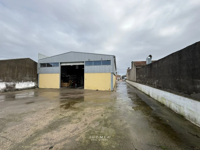 Armazém para Venda em Requeixo, Nossa Senhora de Fátima e Nariz Foto 2