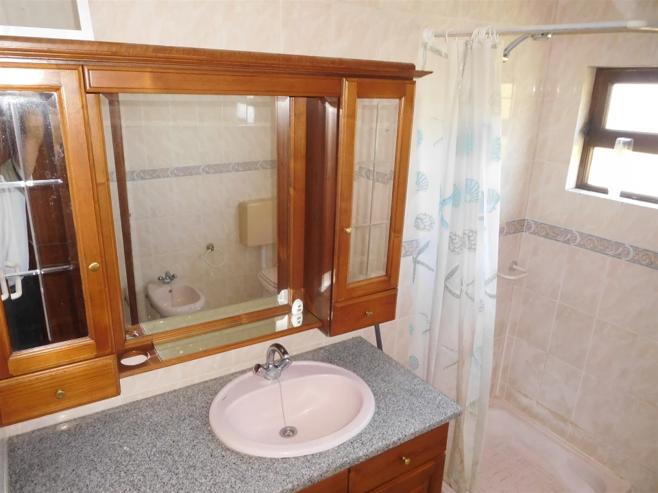 Moradia T3 para Venda em Vinha da Rainha Foto 9