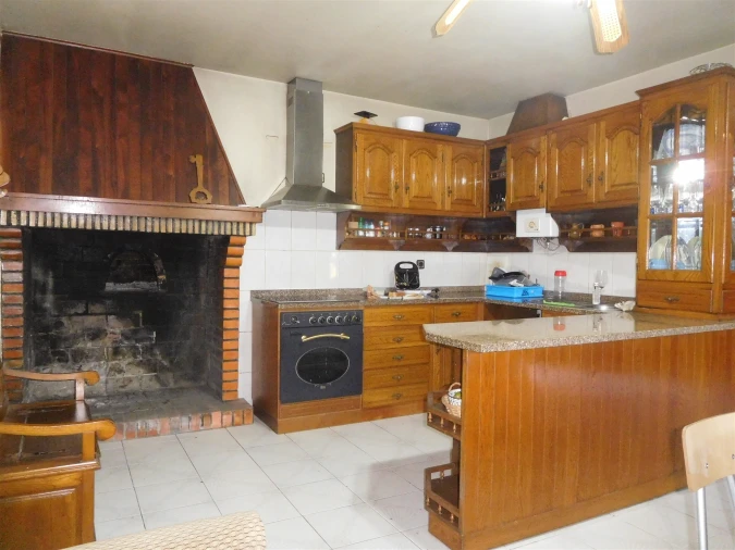 Moradia T3 para Venda em Vinha da Rainha Foto 2