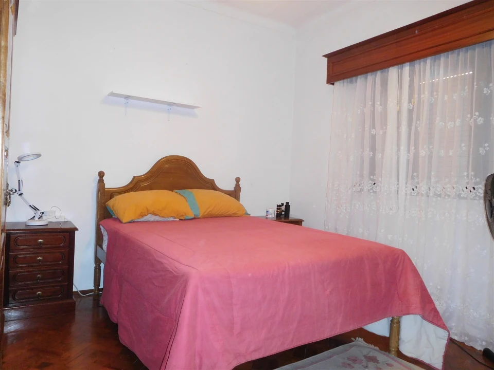 Moradia T3 para Venda em Vinha da Rainha Foto 16