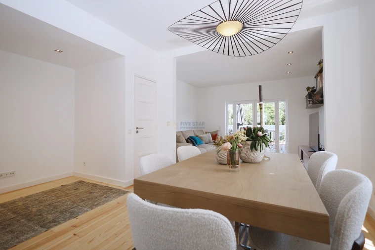 Moradia T5 para Venda em Oeiras e São Julião da Barra, Paço de Arcos e Caxias Foto 16