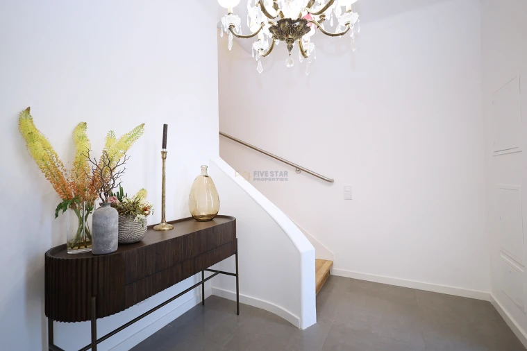 Moradia T5 para Venda em Oeiras e São Julião da Barra, Paço de Arcos e Caxias Foto 5