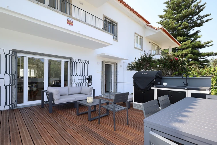 Moradia T5 para Venda em Oeiras e São Julião da Barra, Paço de Arcos e Caxias Foto 11