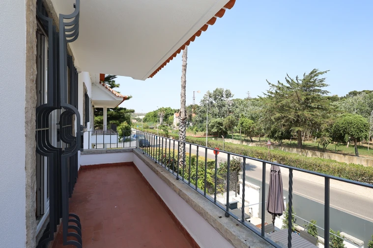 Moradia T5 para Venda em Oeiras e São Julião da Barra, Paço de Arcos e Caxias Foto 30