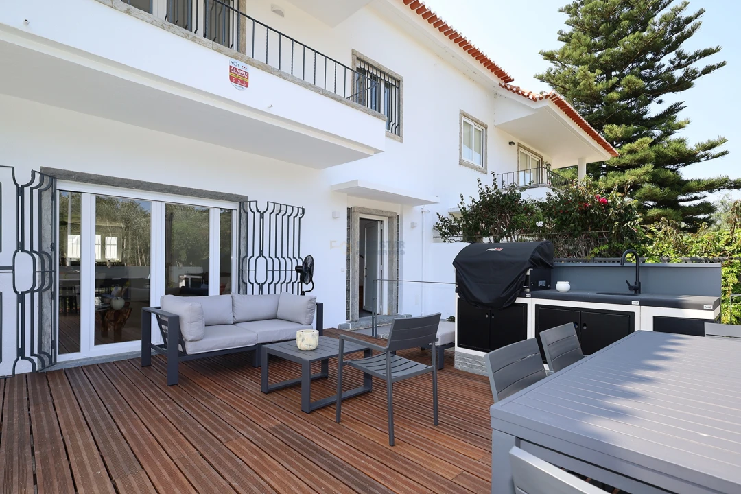 Moradia T5 para Venda em Oeiras e São Julião da Barra, Paço de Arcos e Caxias Foto 11