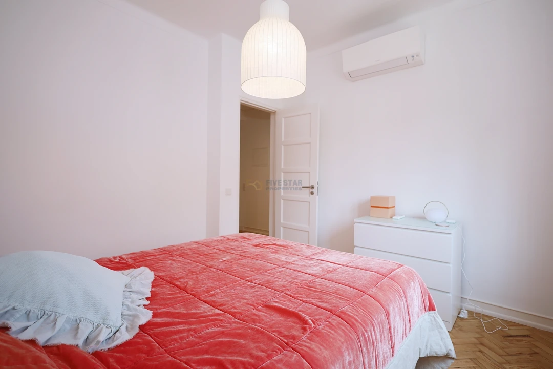 Moradia T5 para Venda em Oeiras e São Julião da Barra, Paço de Arcos e Caxias Foto 34