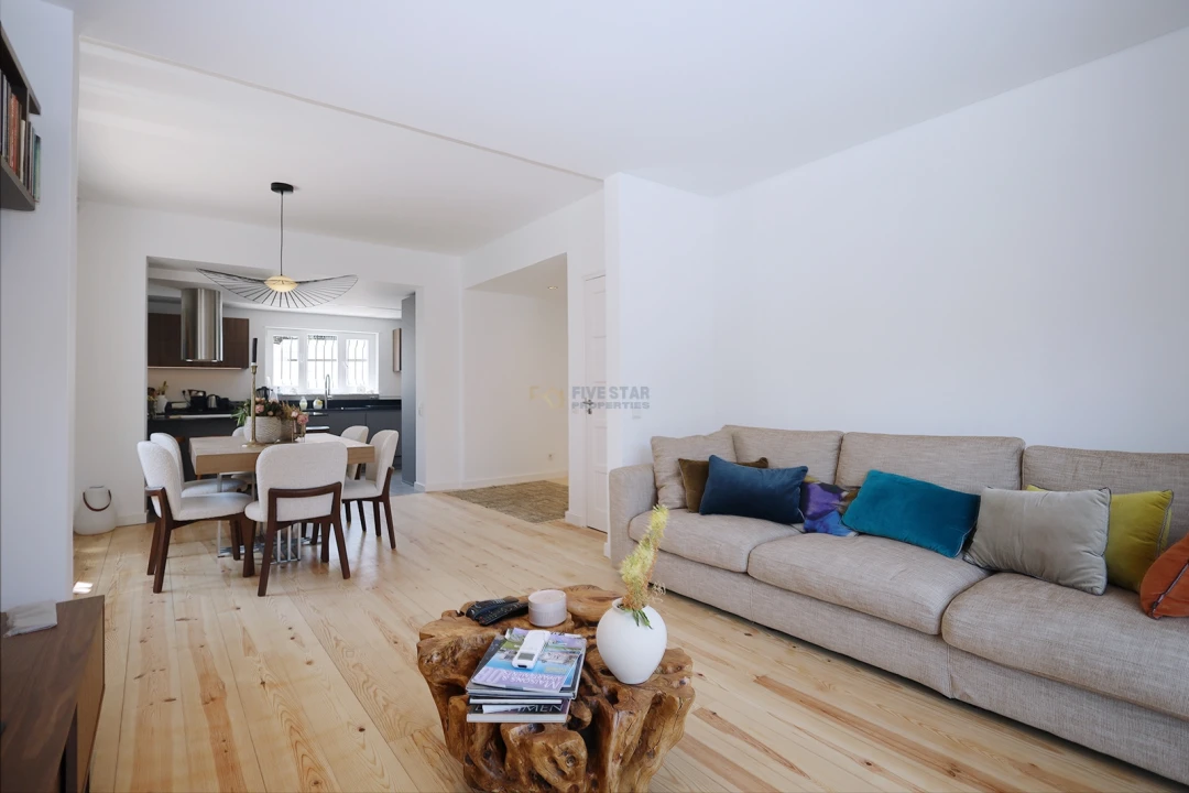 Moradia T5 para Venda em Oeiras e São Julião da Barra, Paço de Arcos e Caxias Foto 8