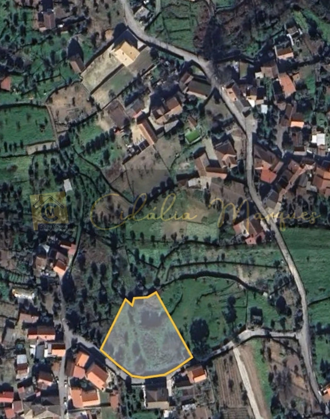 Terreno para Venda em Silgueiros Foto 1