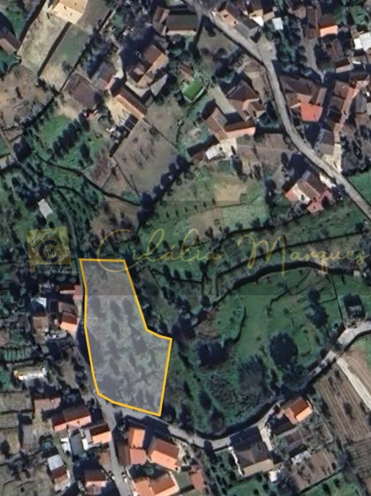 Terreno para Venda em Silgueiros Foto 1