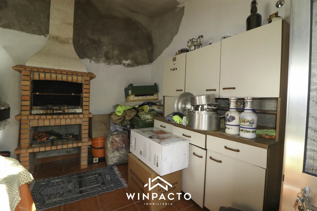 Moradia T3 para Venda em Cabanas de Viriato Foto 6