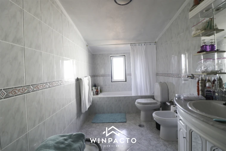 Moradia T3 para Venda em Cabanas de Viriato Foto 13