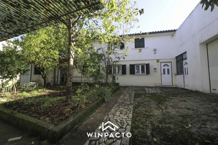 Moradia T3 para Venda em Cabanas de Viriato Foto 26