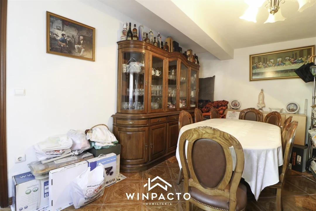 Moradia T3 para Venda em Cabanas de Viriato Foto 9