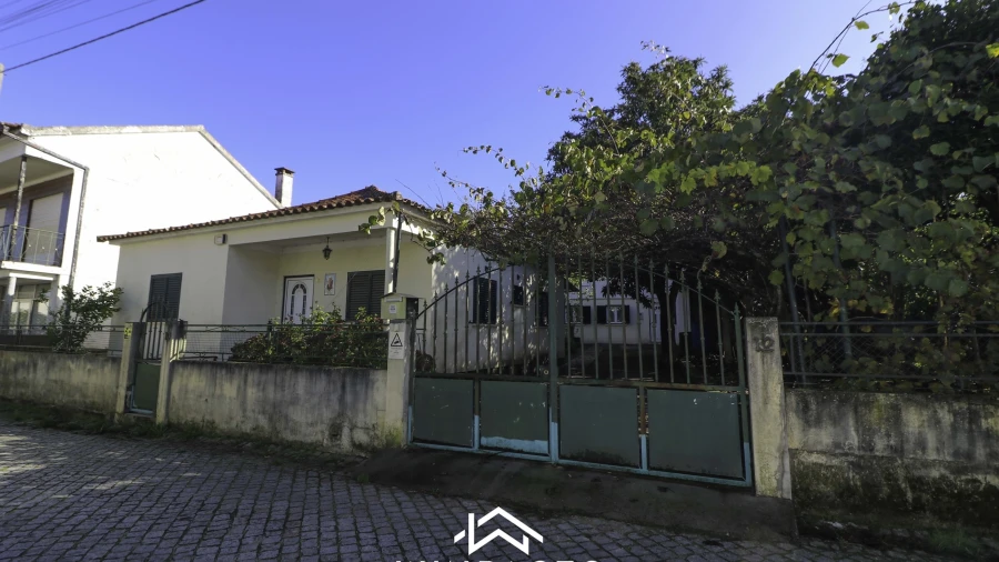Moradia T3 para Venda em Cabanas de Viriato