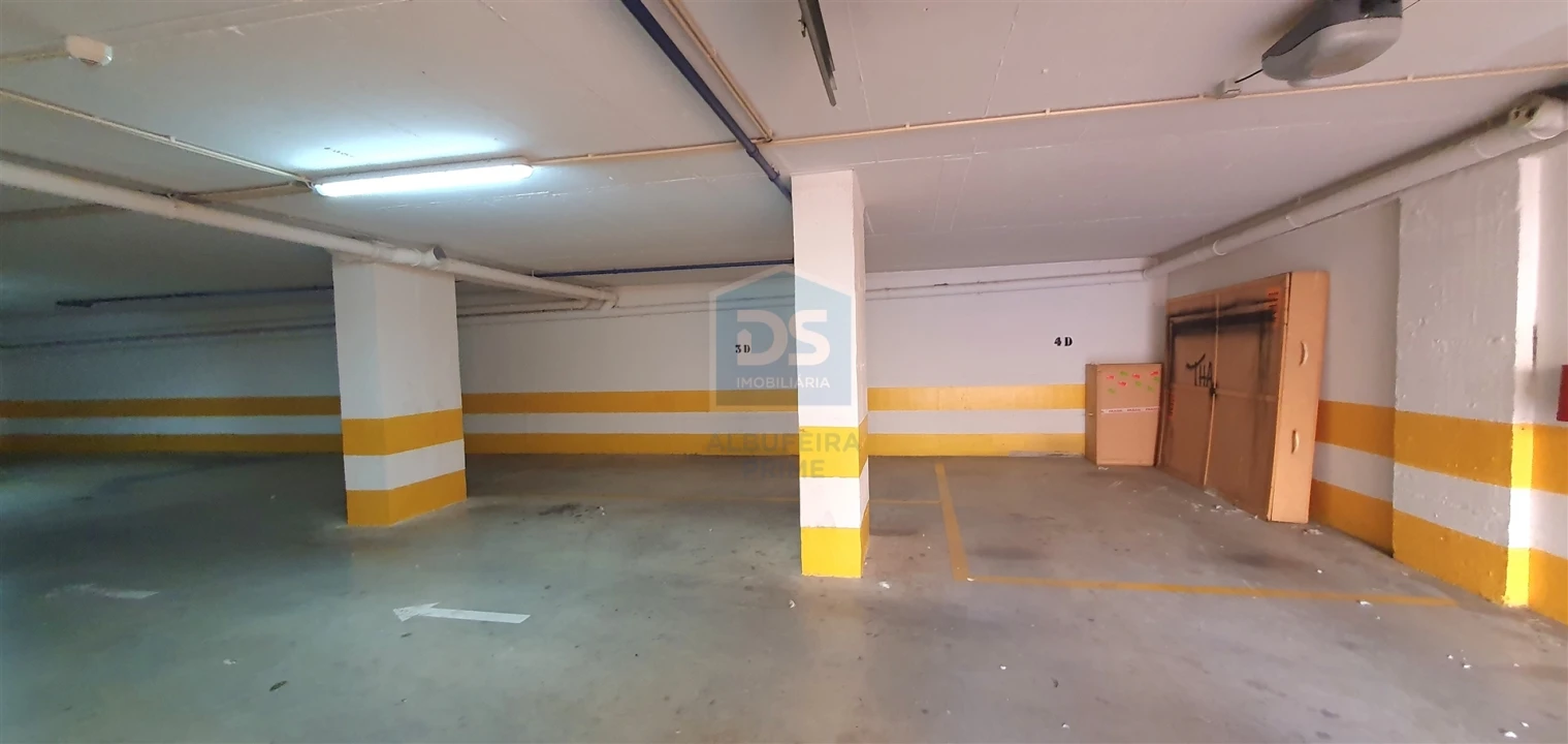 Apartamento T1 para Venda em Quarteira Foto 21