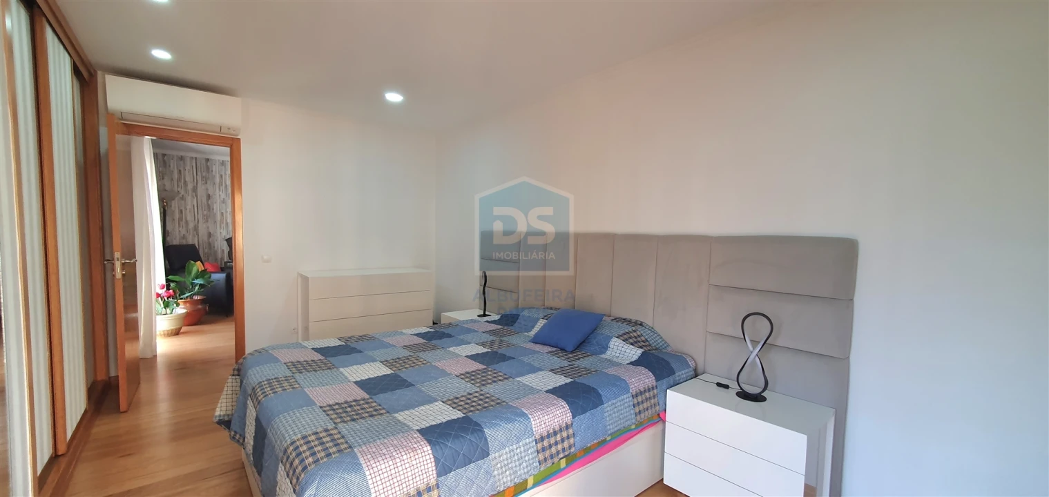 Apartamento T1 para Venda em Quarteira Foto 2