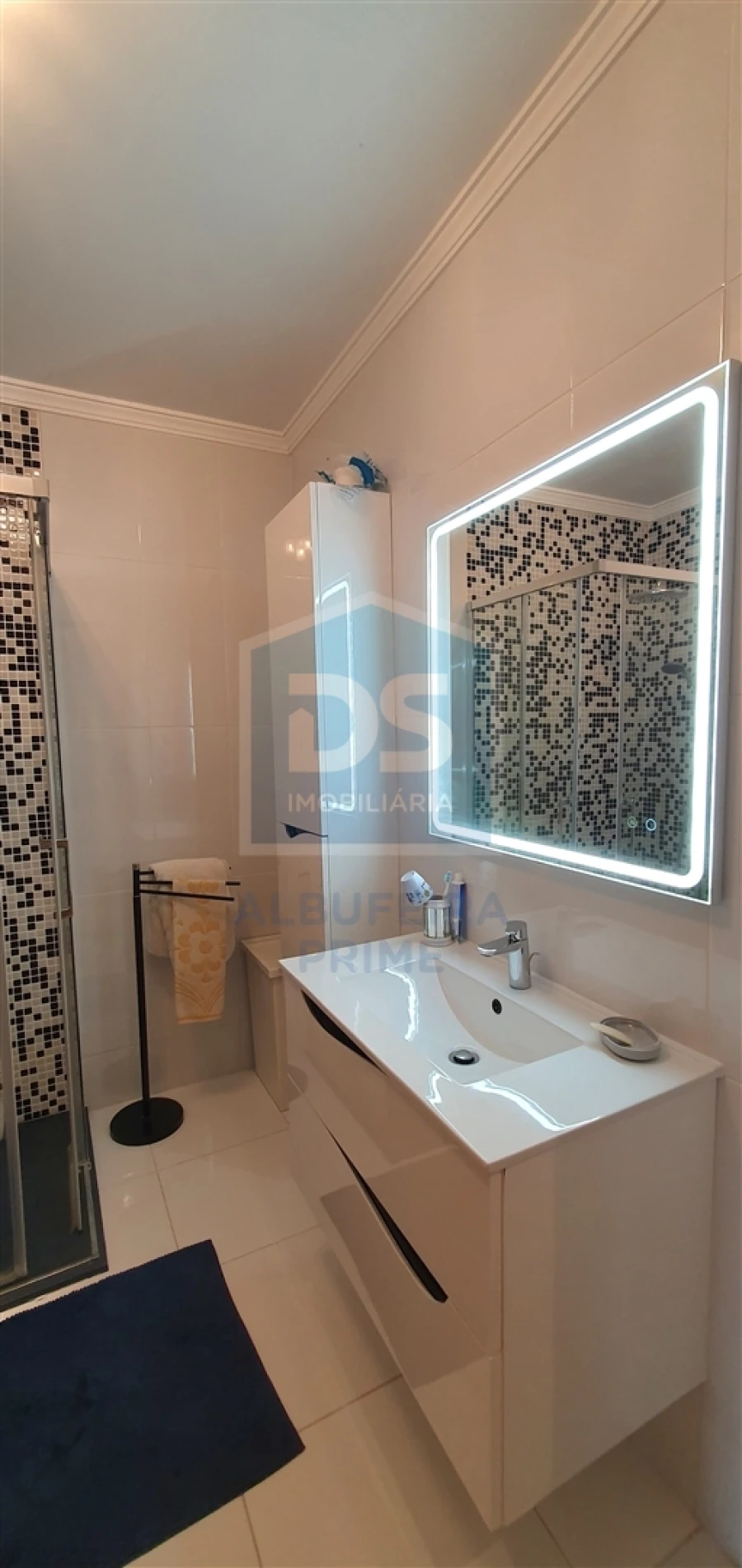 Apartamento T1 para Venda em Quarteira Foto 7