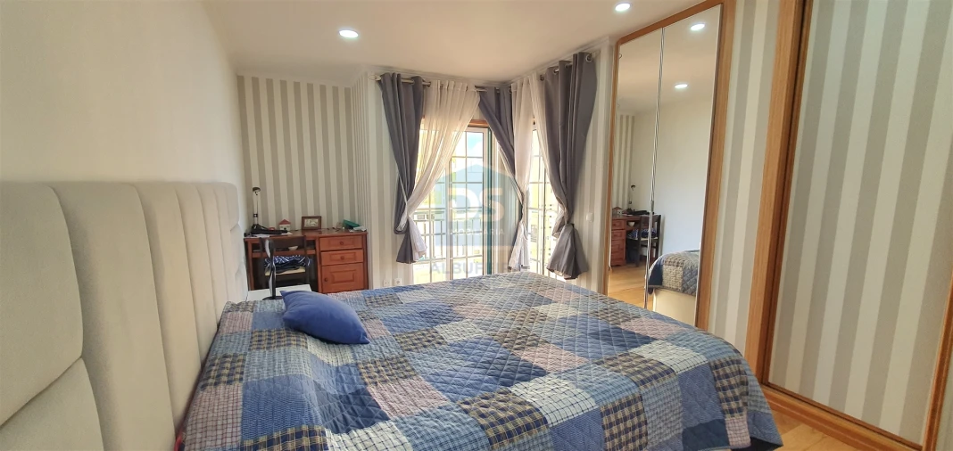 Apartamento T1 para Venda em Quarteira Foto 4