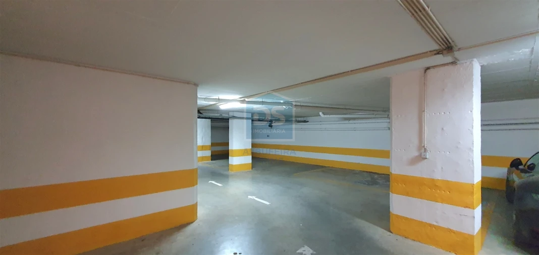 Apartamento T1 para Venda em Quarteira Foto 23