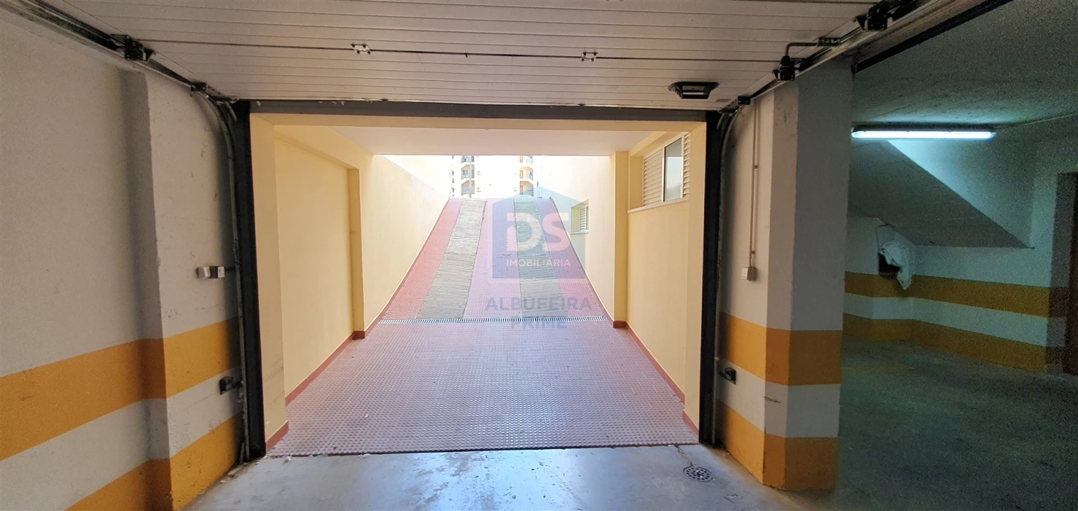 Apartamento T1 para Venda em Quarteira Foto 20