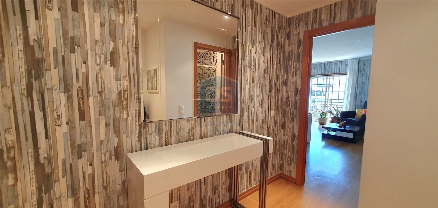 Apartamento T1 para Venda em Quarteira Foto 6