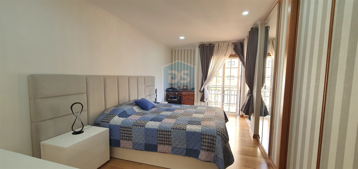 Apartamento T1 para Venda em Quarteira Foto 1