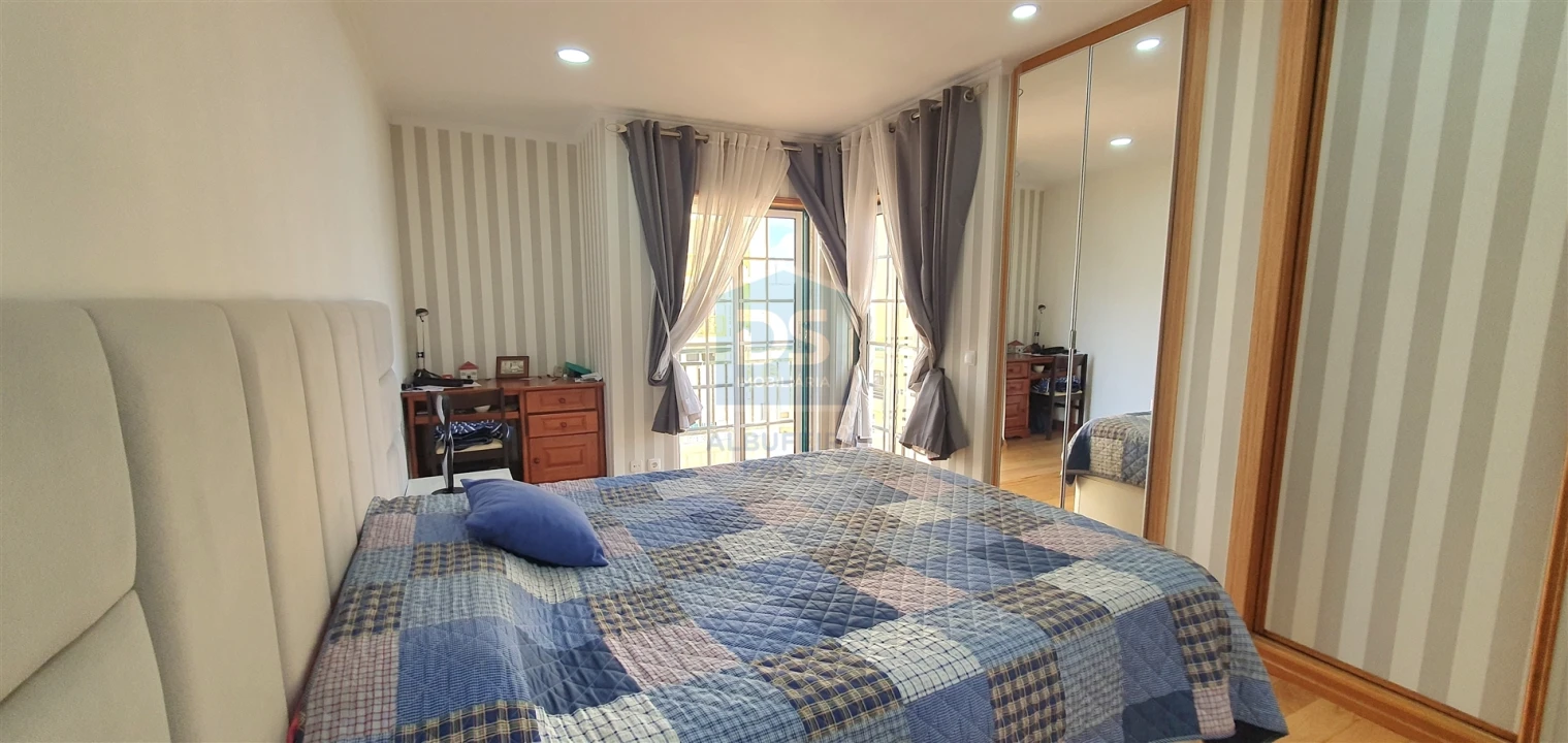 Apartamento T1 para Venda em Quarteira Foto 4