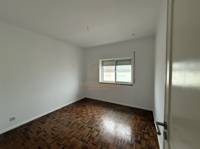 Apartamento T4 para Venda em Tavarede Foto 15